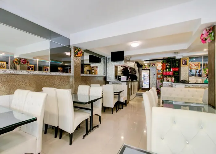 Oyo 253 Kk 11 Boutique Hotel 2*